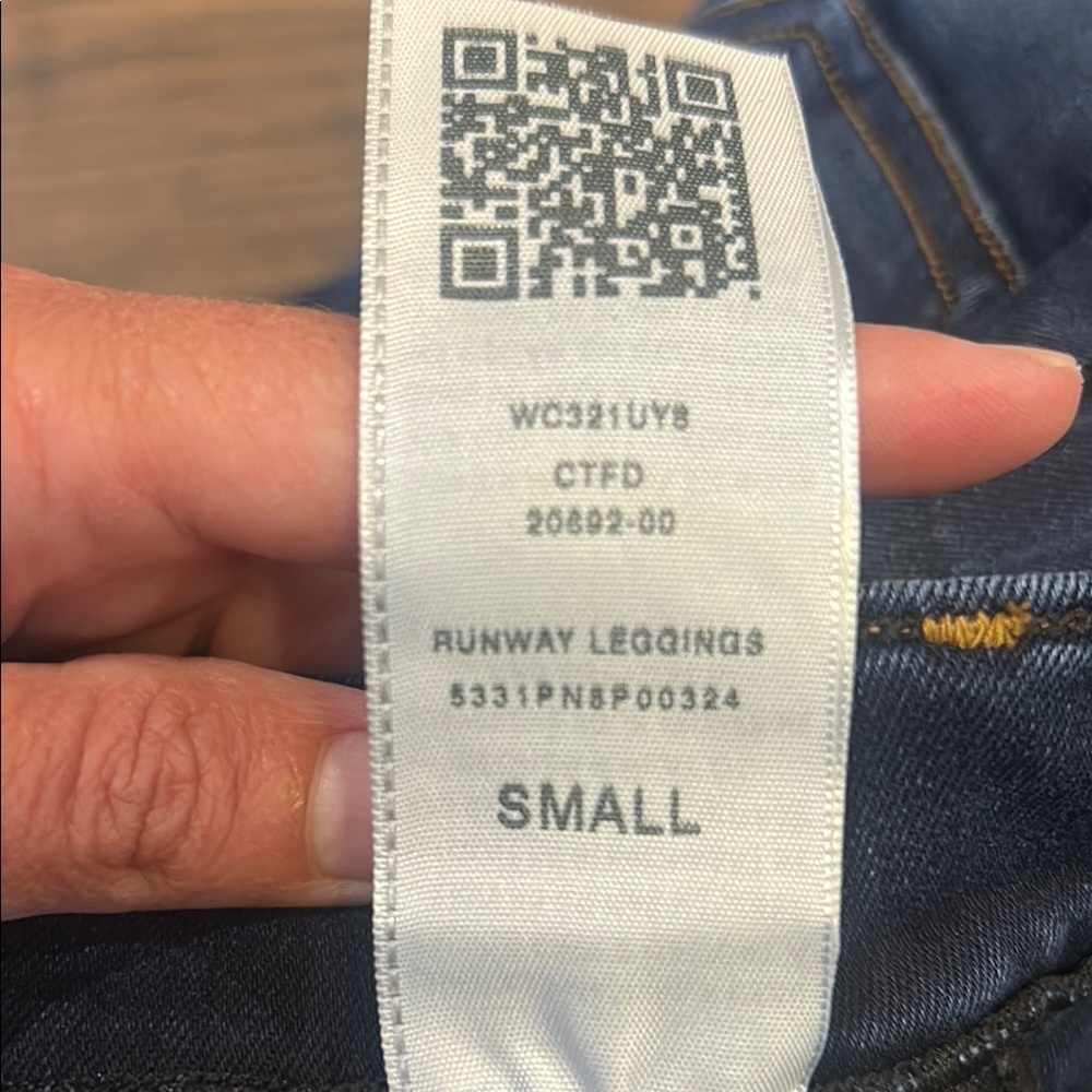 True religion s leggings - Picture 4 of 7